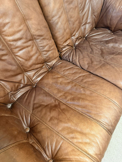 Vintage 2-sitzer Ledersofa mit Bambusgestell aus den 60er
