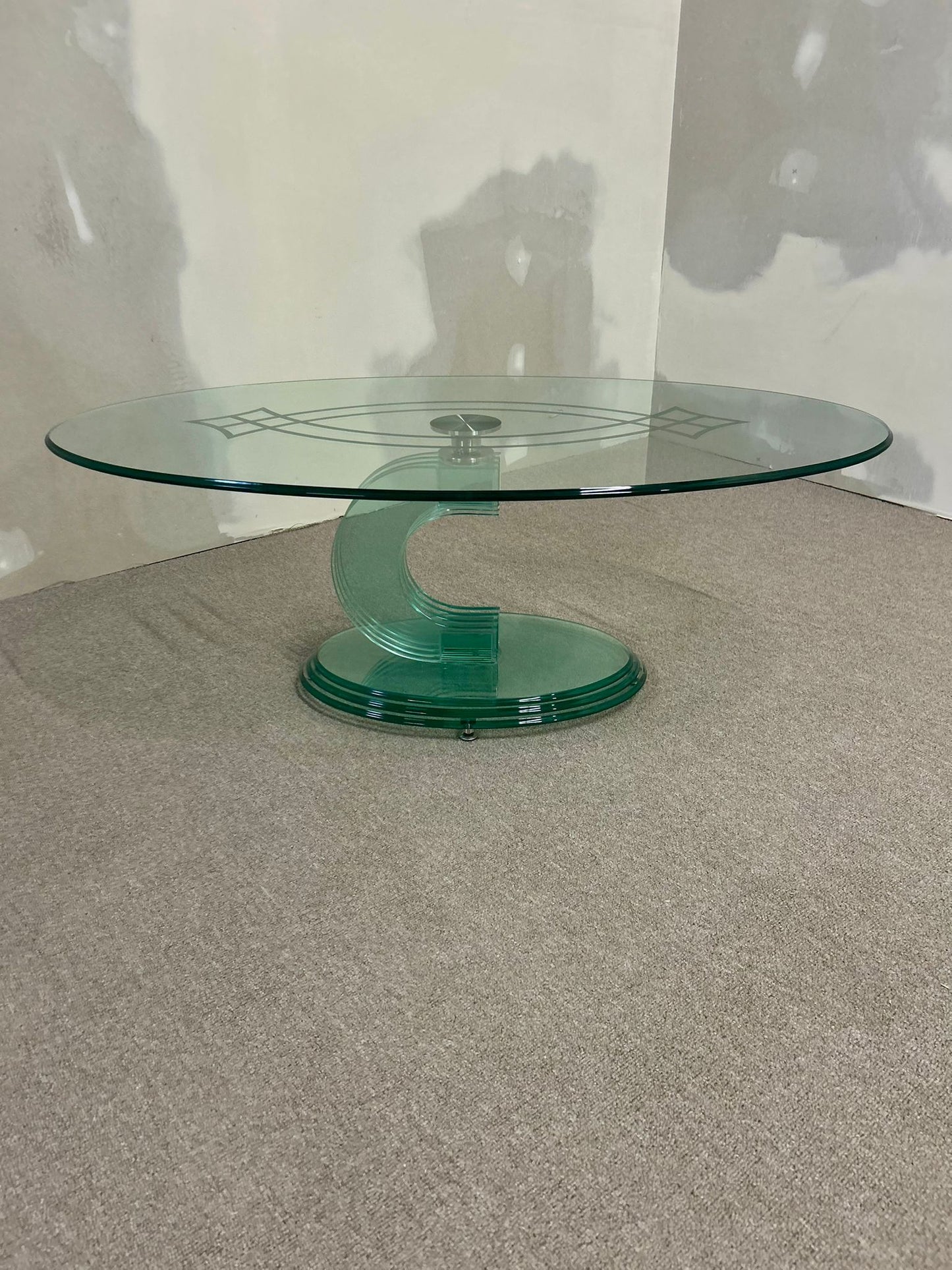 Ovaler designer Couch Tisch Glas grün Vintage 80er, massiv
