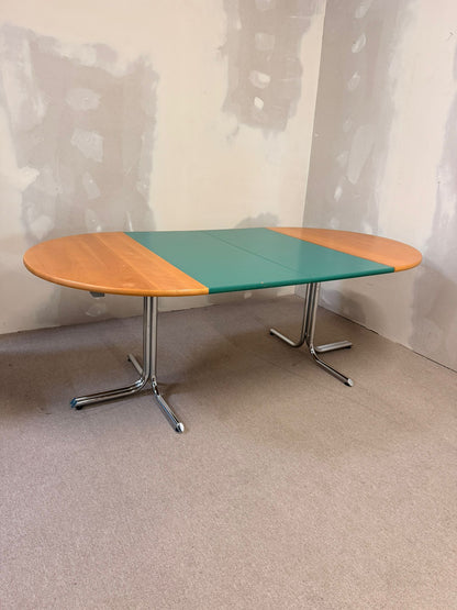 Ausziehbarer Esstisch Rund mit Chromstahl Fuss, Platten grün