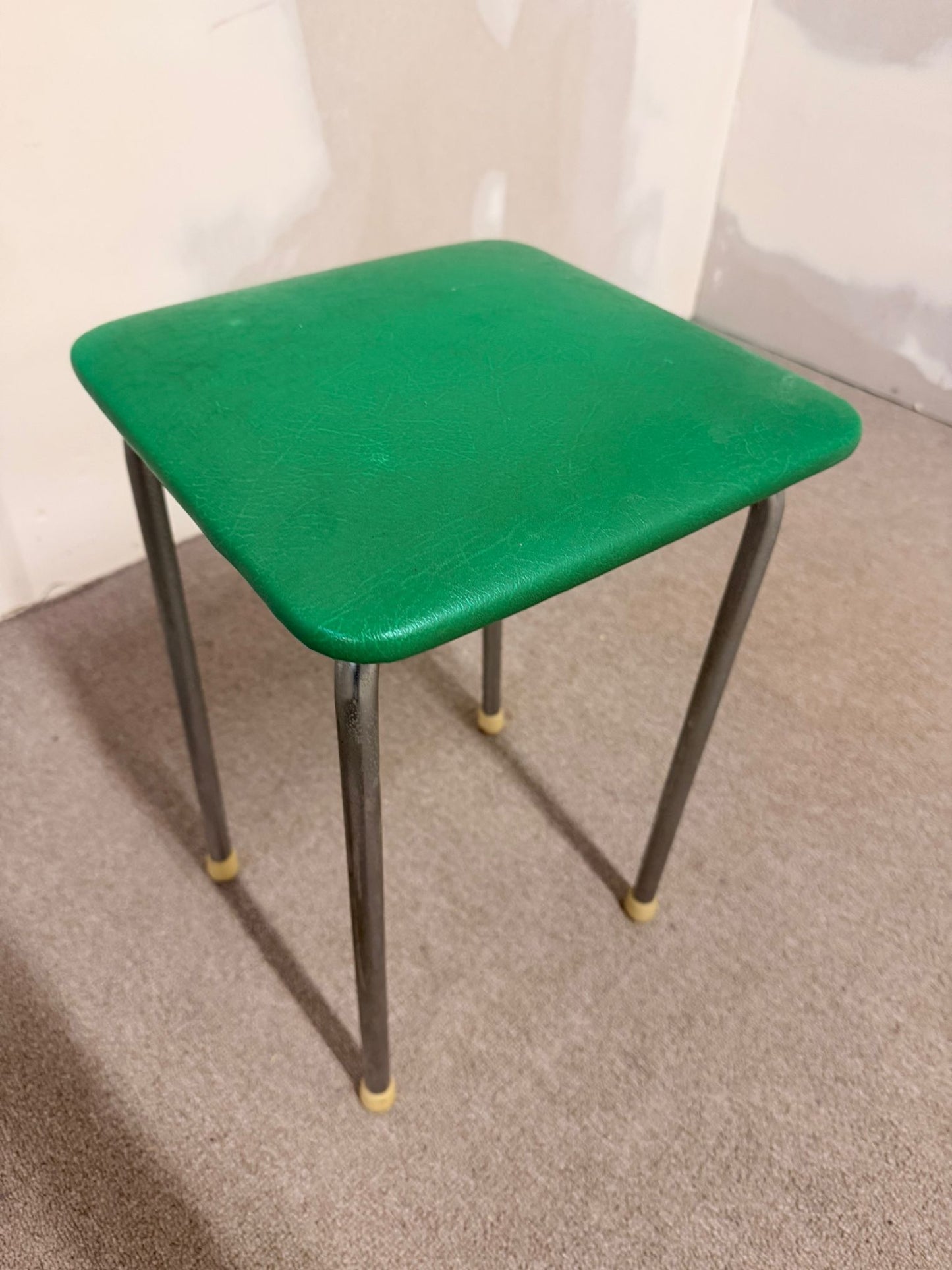60-70er Vintage Tabourettli Hocker Sitzfläche in Grün