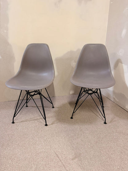 Design Schalenstuhl grau ähnlich wie Vitra Eames