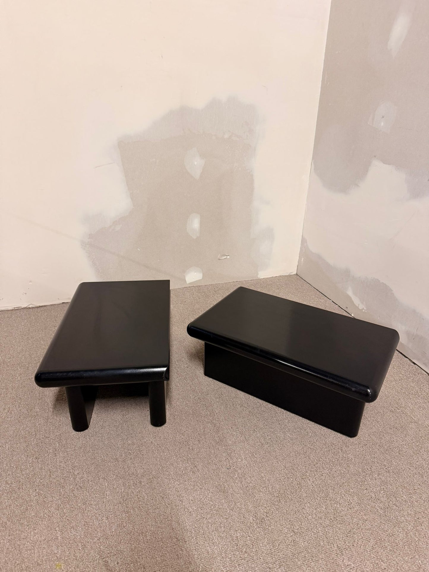 2er Set schwarze module Couchtische im Stil Rodolfo Bonetto