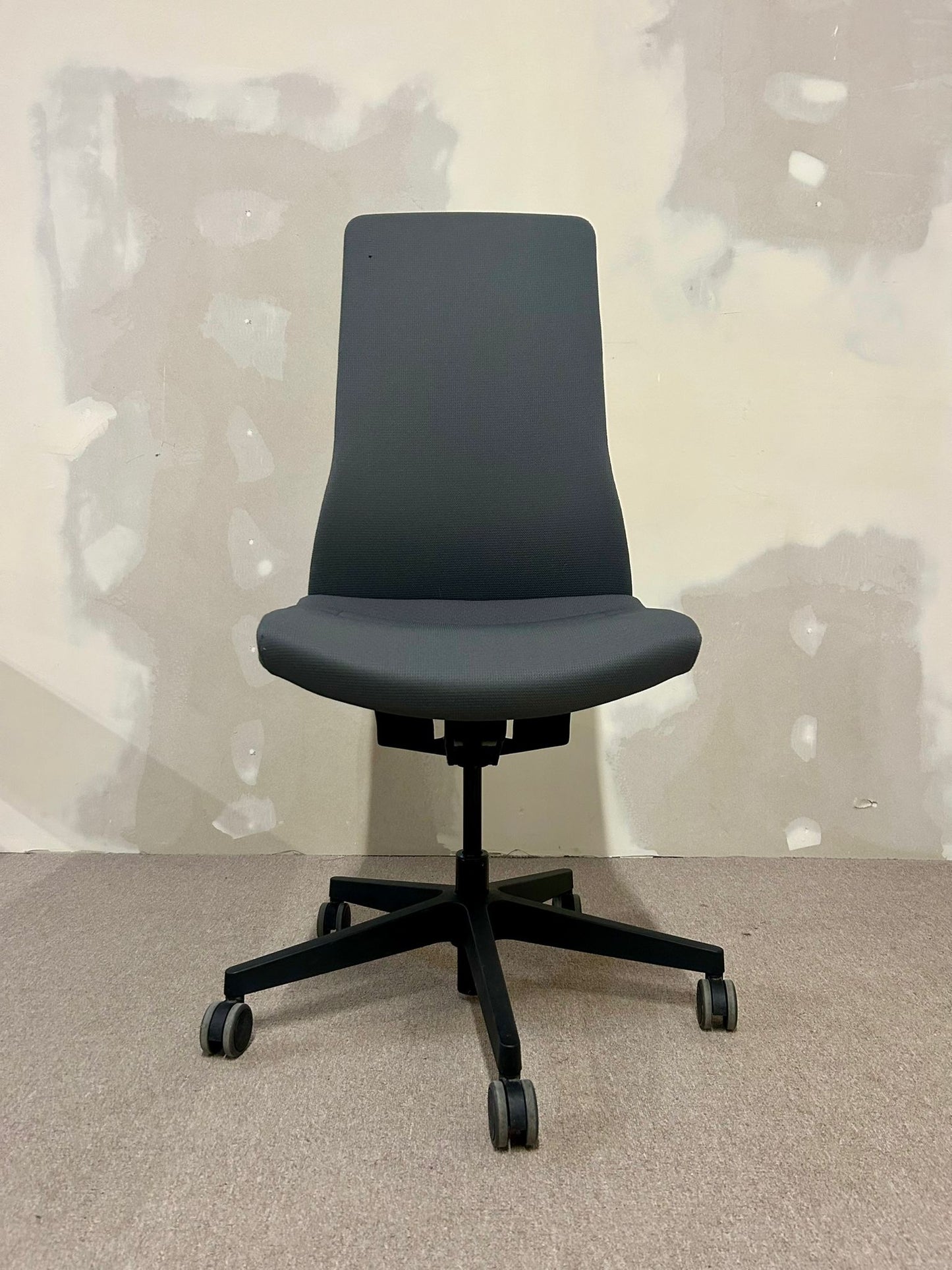 Ergonomischer Bürostuhl Interstuhl Pureis3 grau Bürostuhl