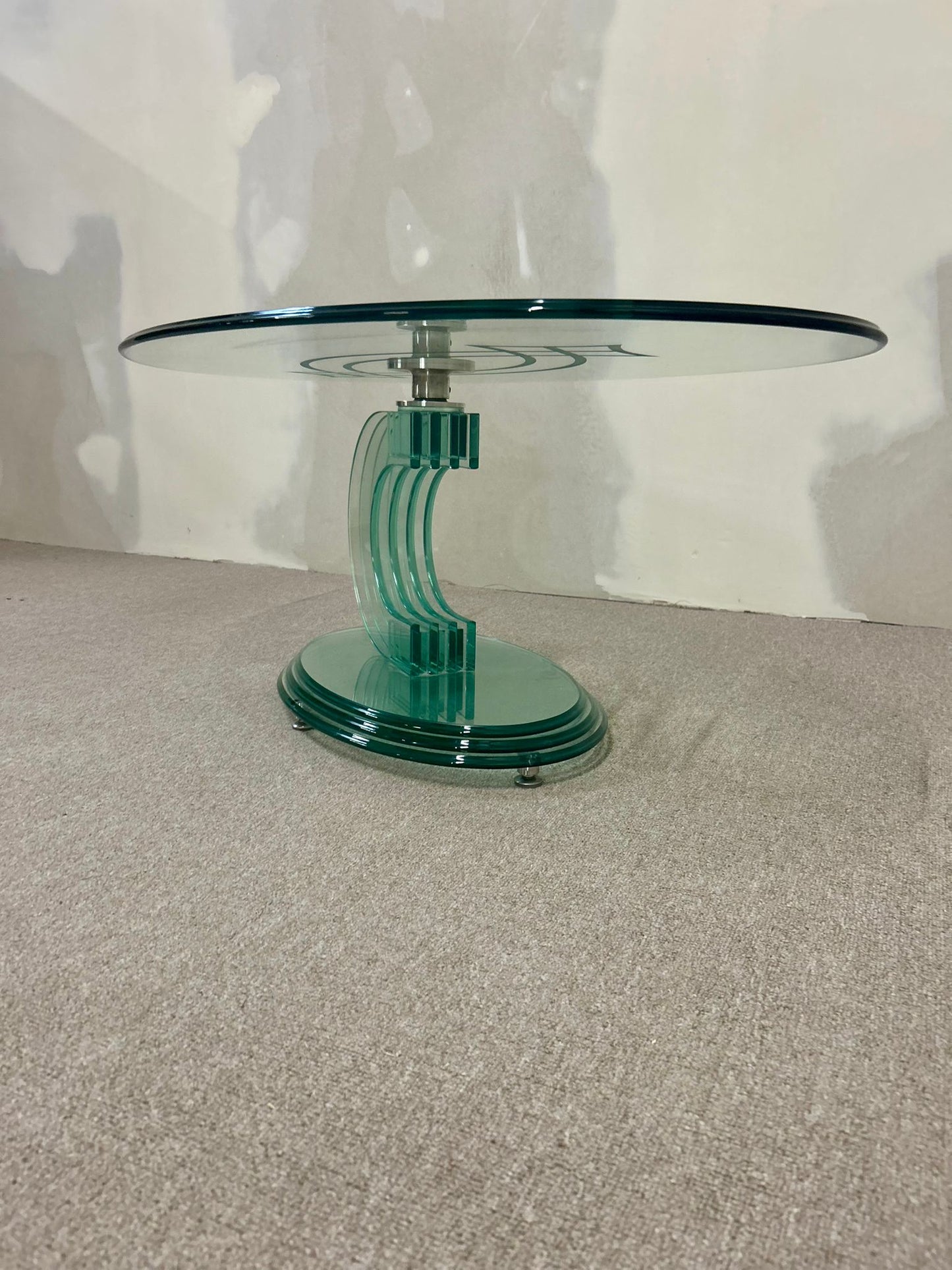 Ovaler designer Couch Tisch Glas grün Vintage 80er, massiv