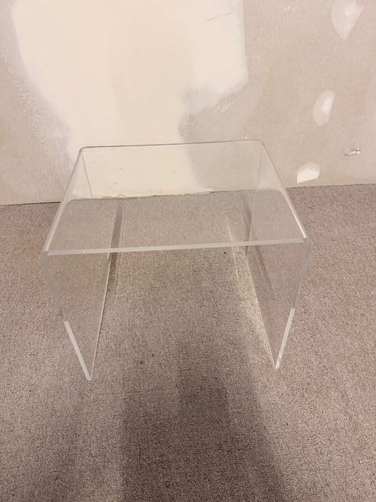 Grosser Beistelltisch aus Acrylglas Plexiglas, transparent