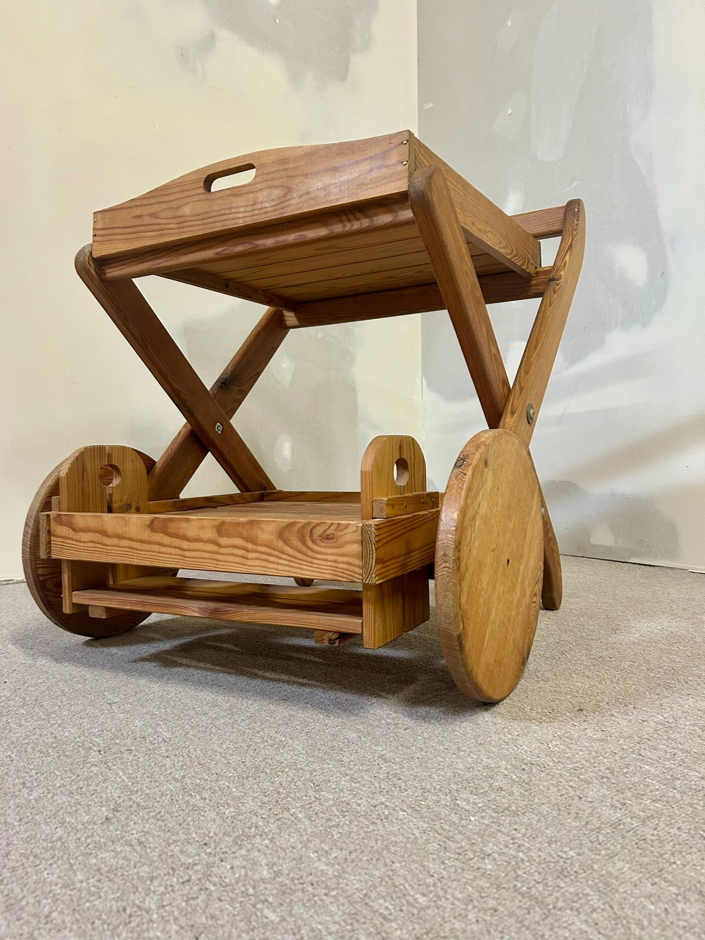 Retro Servierwagen aus Holz zusammenklappbar
