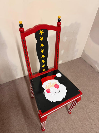 Weihnachtlicher Stuhl aus Holz, Nikolaus,Weihnachtsmann,Deko