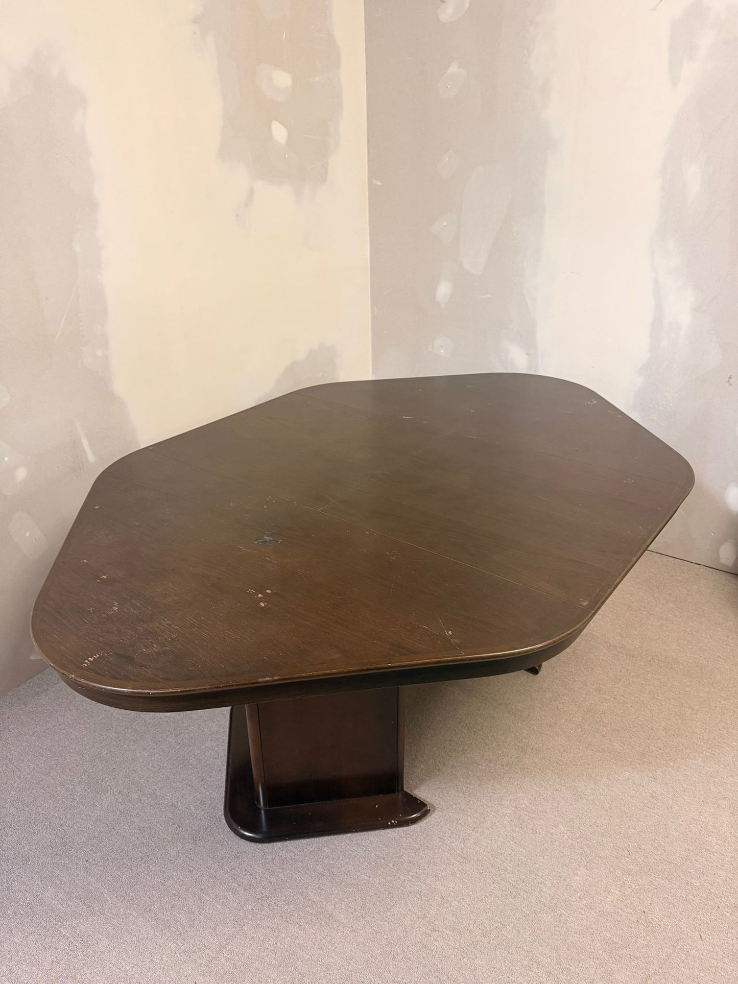 Esstisch ausziehbar im Art Deco Stil Holz massiv