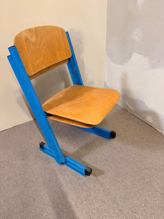 Vintage Schulstuhl in blau, Stapelstühle für Kinder
