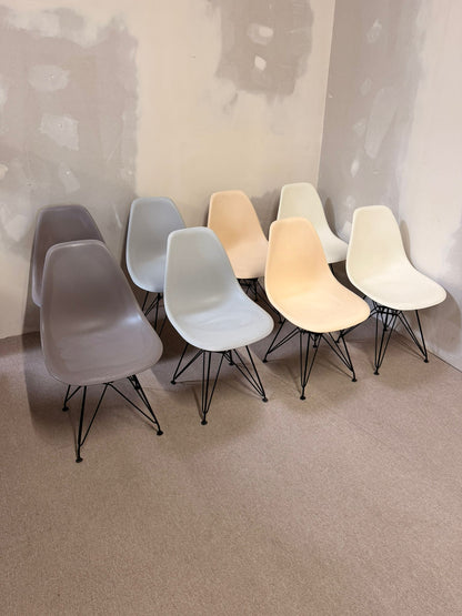 Design Schalenstuhl grau ähnlich wie Vitra Eames
