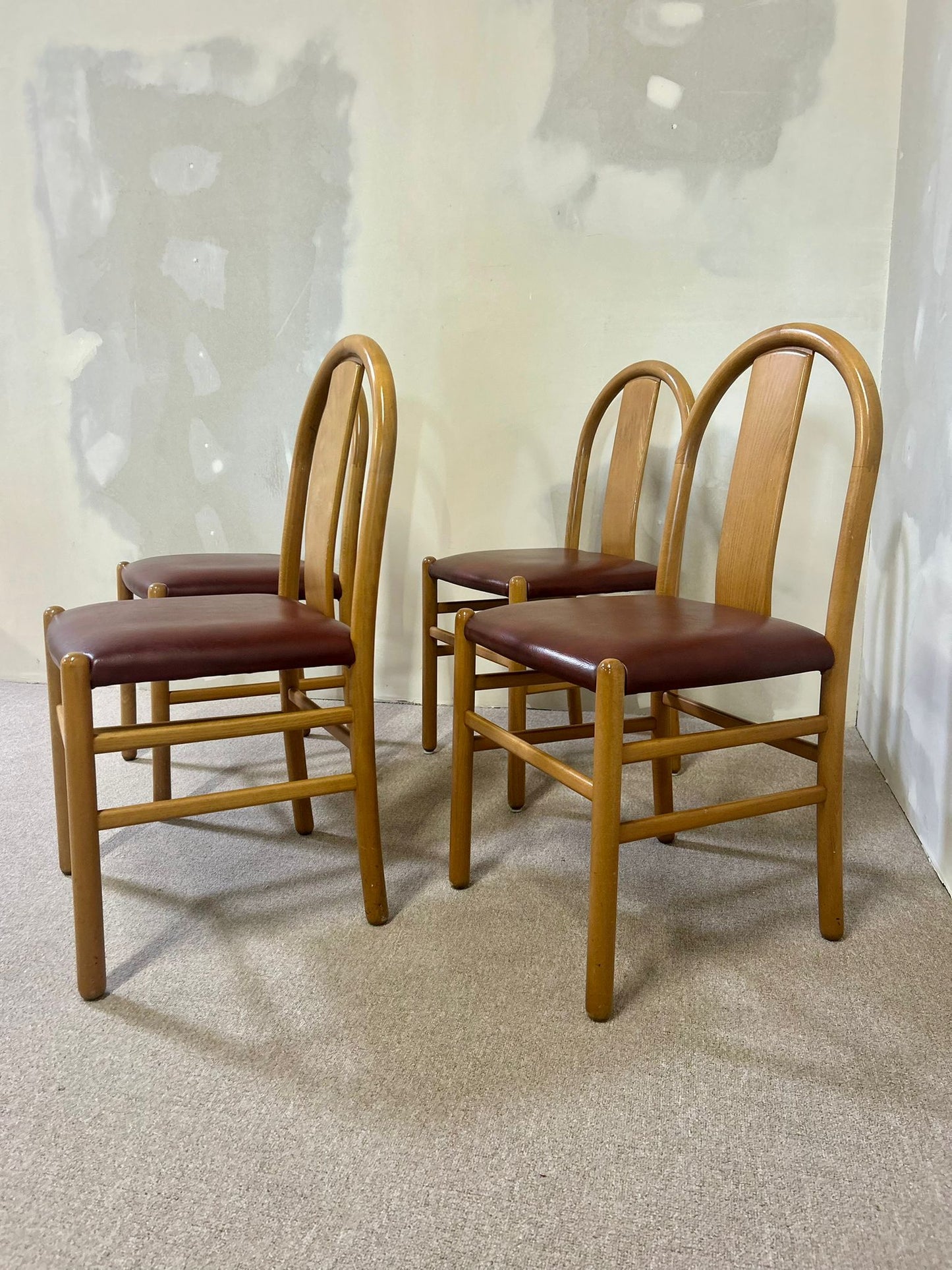 4x Annig Sarian Esszimmerstühle Thalia Holz 1980 Tissetanta