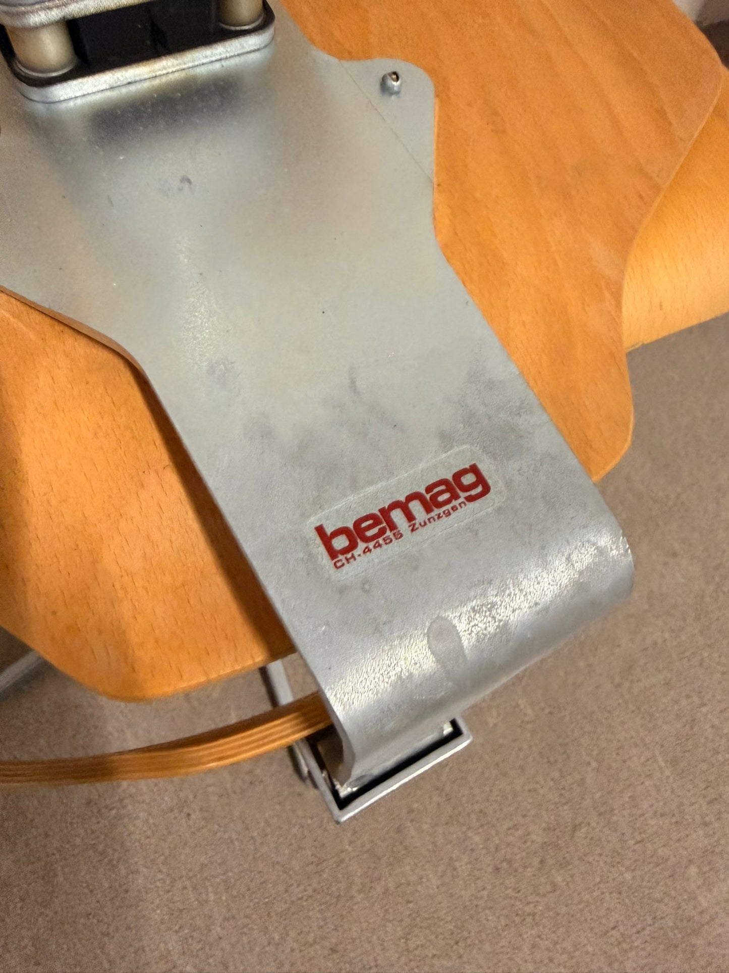 Vintage Bürostuhl Drehstuhl, Schweizer Schulstühle Bemag