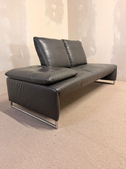 Koinor 2er Designersofa Ramon aus  Leder Grau, Metallfüsse