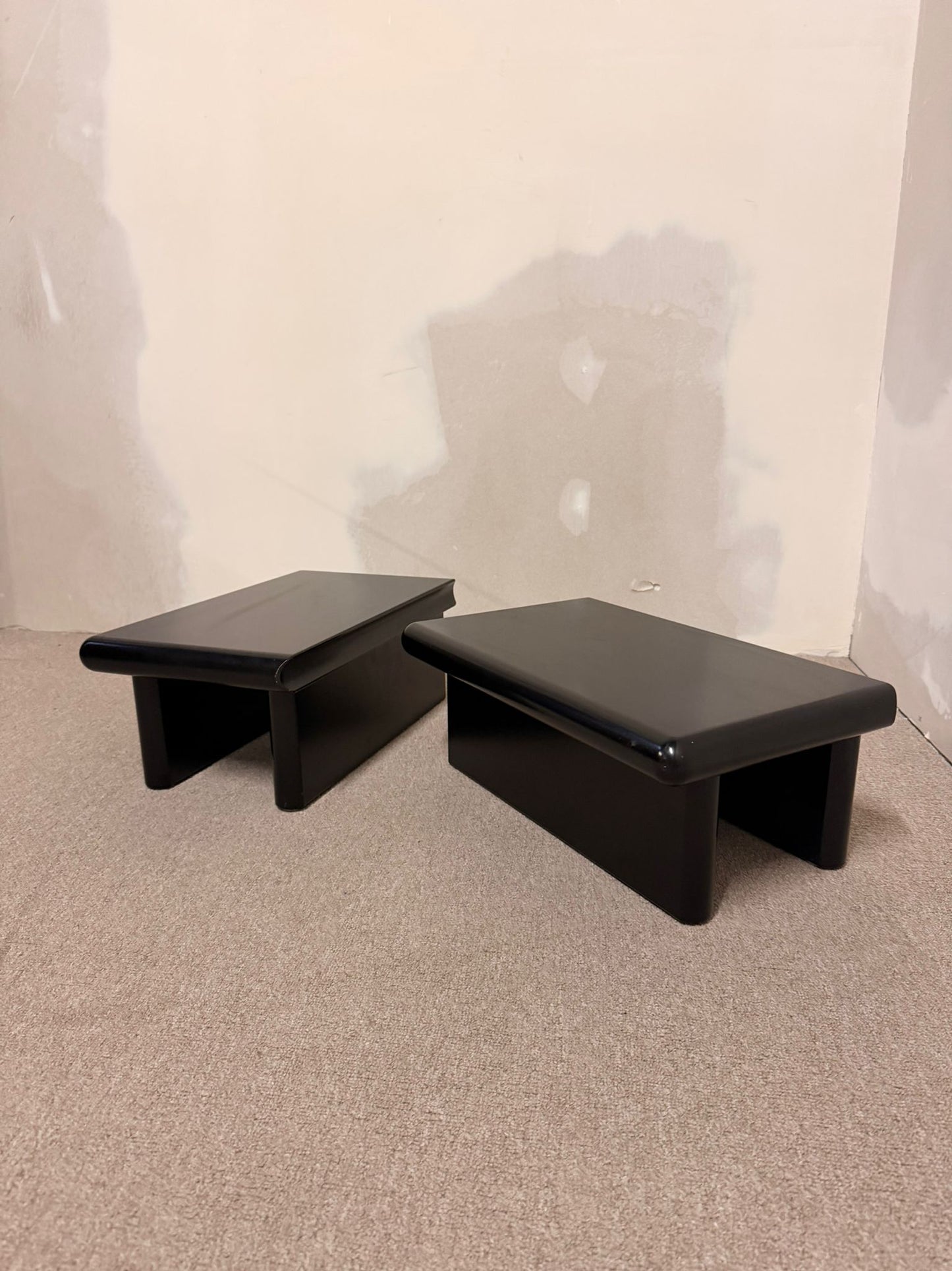 2er Set schwarze module Couchtische im Stil Rodolfo Bonetto