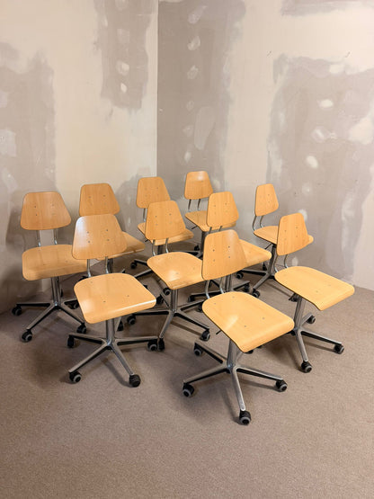 Schweizer Atelier Embru Schulstuhl Bürostuhl mit Rollen