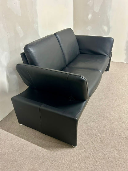 Leu Swiss Sofa schwarz Leder 2-Sitzer verstellbare Armlehnen