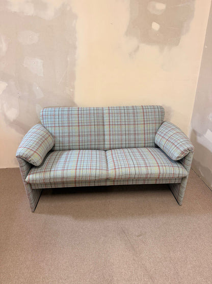 Leolux Bora Bora Sofa 2-sitzer im Karomuster in hellblau