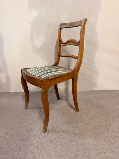 Antiker Biedermeier Landhaus Stuhl mit Polstersitz