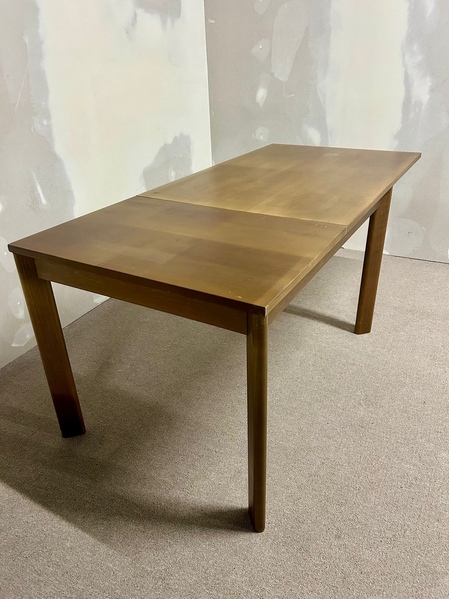 Tisch aus Holz + Auszug, Schweizer Hersteller,Stein am Rhein
