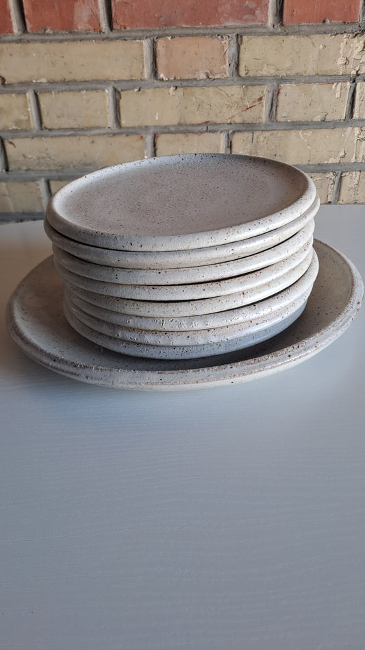 Vintage Studiokeramik Teller-Set 9-teilig handgefertigt
