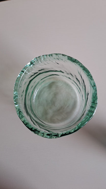 Vase aus Recyclingglas hergestellt in Spanien