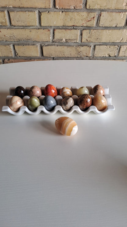 13 Vintage Naturstein Eier Marmor Onyx mit Eierhalter