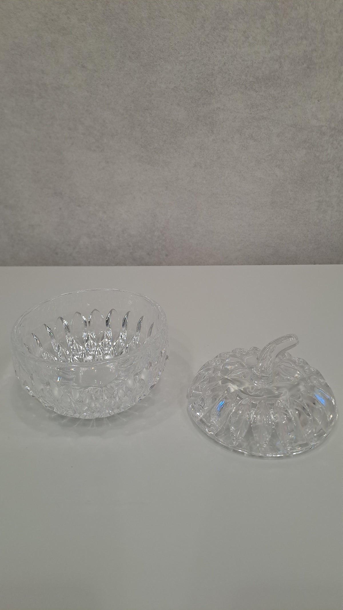 Vintage Kristall-Zuckerdose / Bonboniere in Apfel-Kürbisform