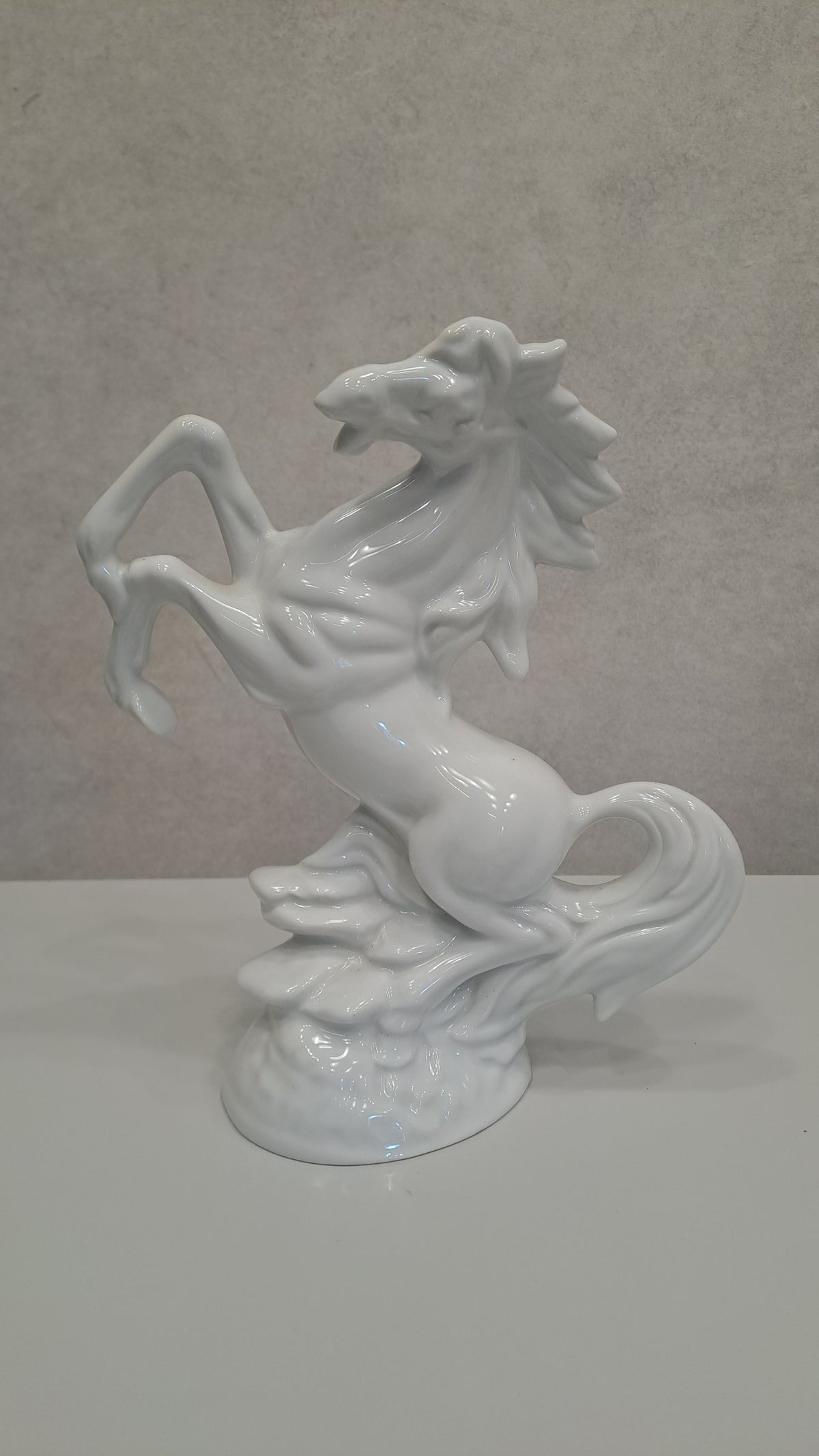 Vintage Porzellanfigur Aufbäumendes Pferd Hengst