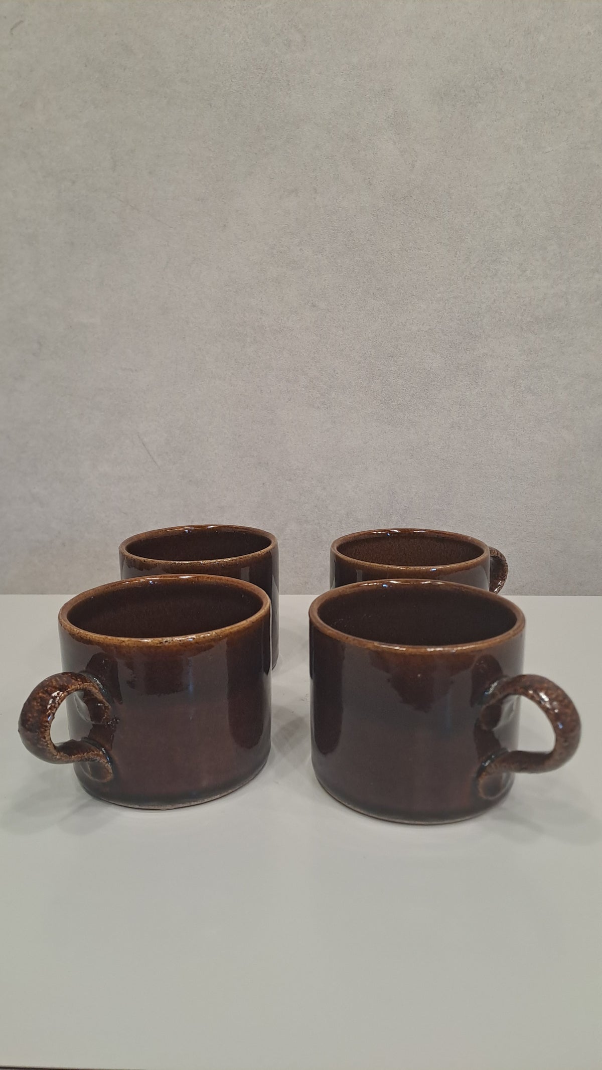 4er Set Vintage Steinzeug Tassen Studiokeramik 70er in braun