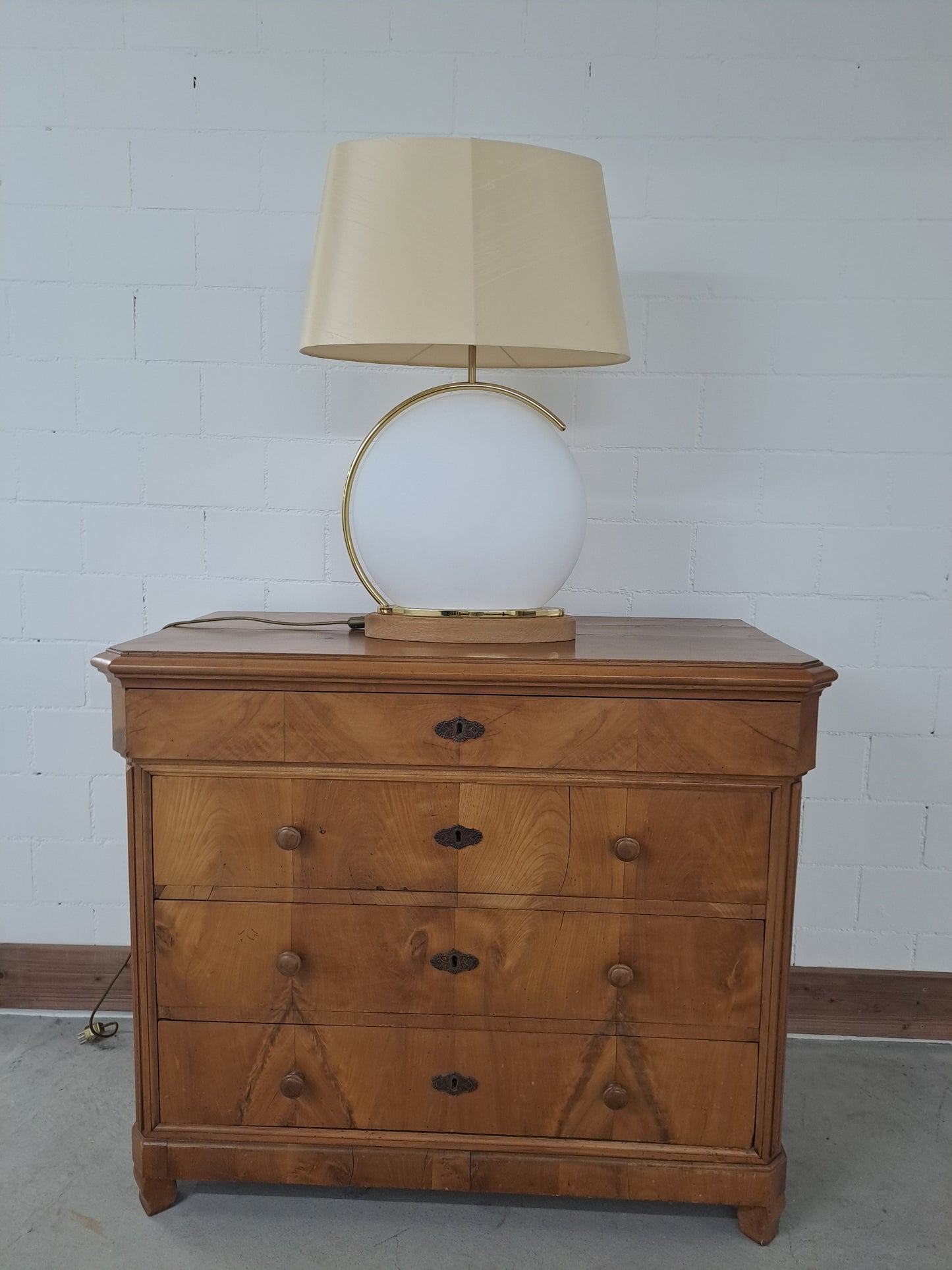Vintage Lampe von Bankamp Leuchten Opalglas Holz Goldrahmen