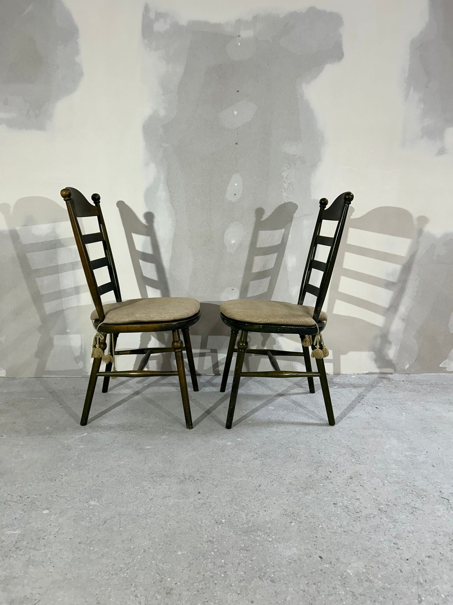 2er Set Skandinavische Nesto Stühle Vintage Landhausstil