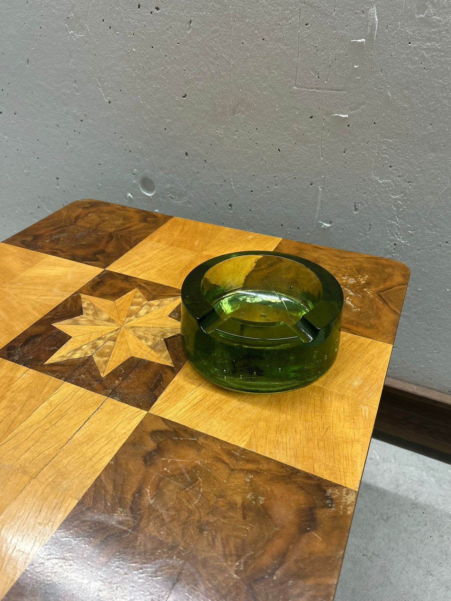 Grüner Glas Aschenbecher, Vintage, 70er Jahre