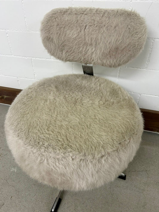 70er Jahre Mid Century Plüschsessel Schminksessel Flokati