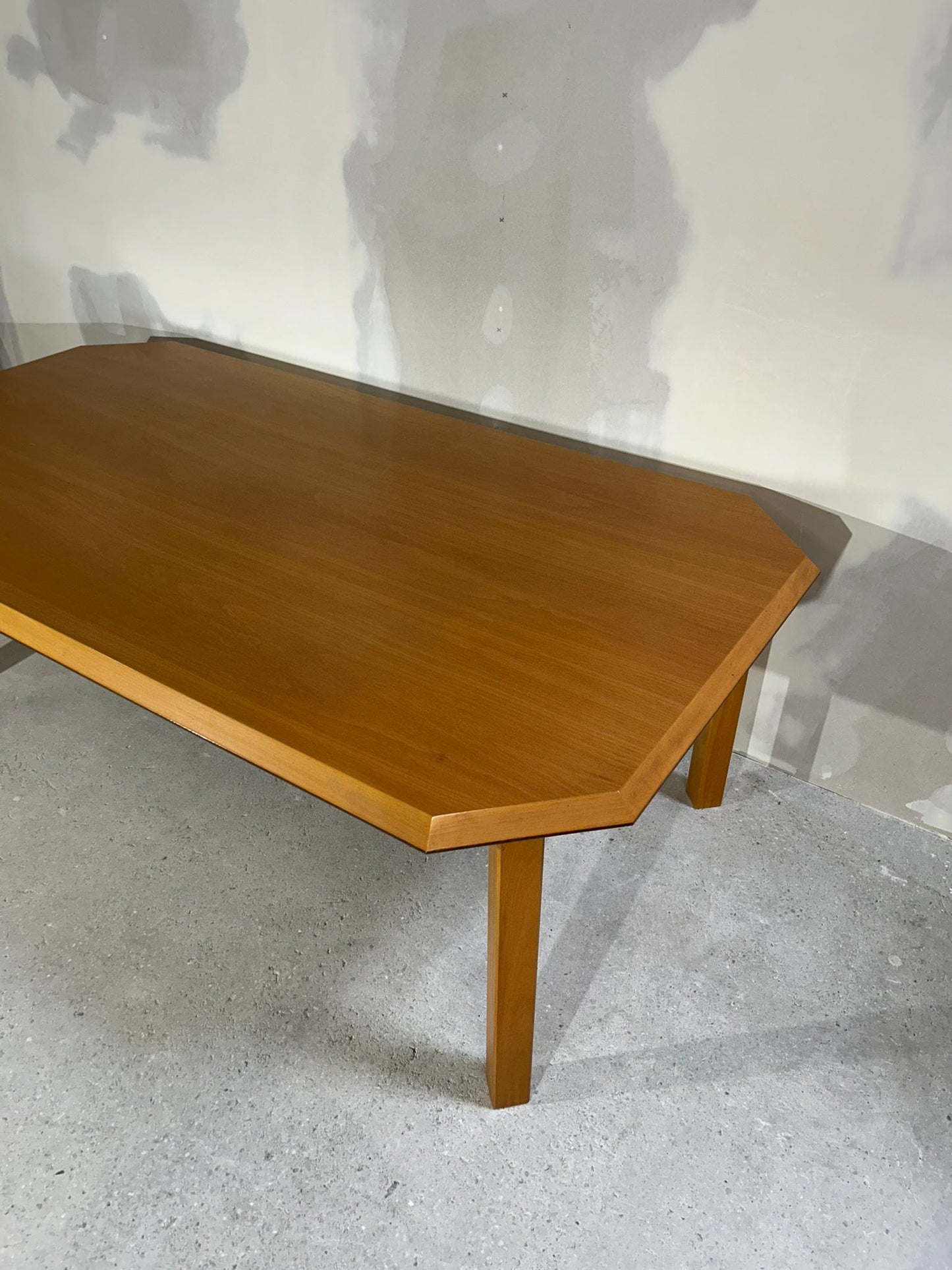 Robuster Vintage Esstisch aus Holz stabil 220 cm Tisch
