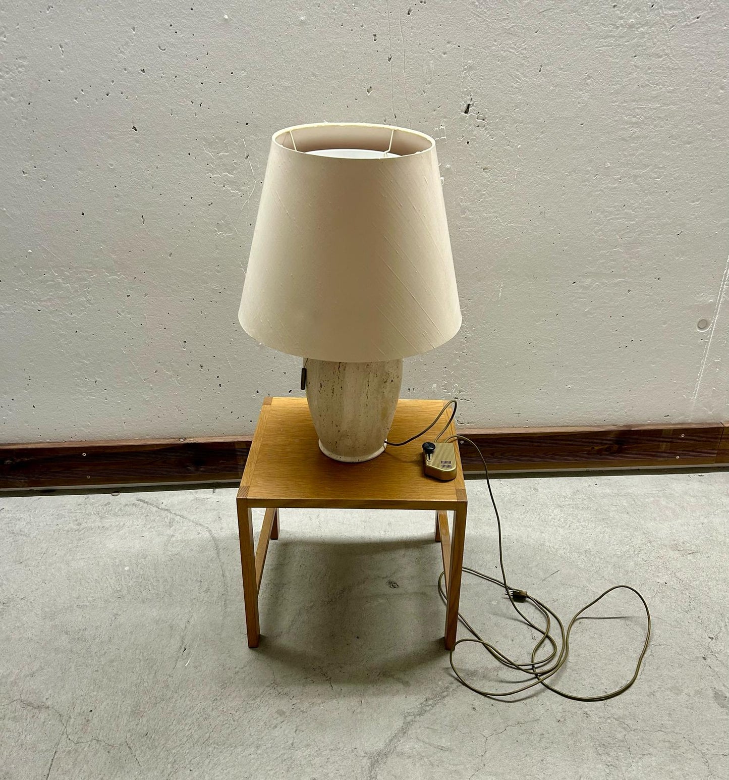 Seltene Tisch Lampe Travertin Vintage 60er, Made in Italy