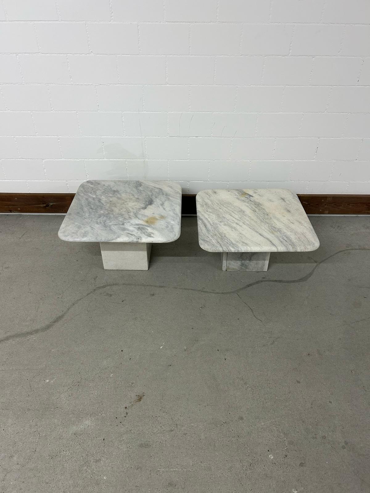 2er Set Marmor Beistelltische Vintage weiss