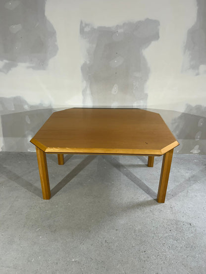 Robuster vintage Esstisch aus Holz Küchentisch stabil