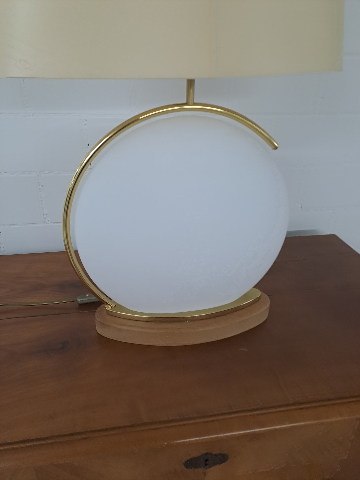 Vintage Lampe von Bankamp Leuchten Opalglas Holz Goldrahmen