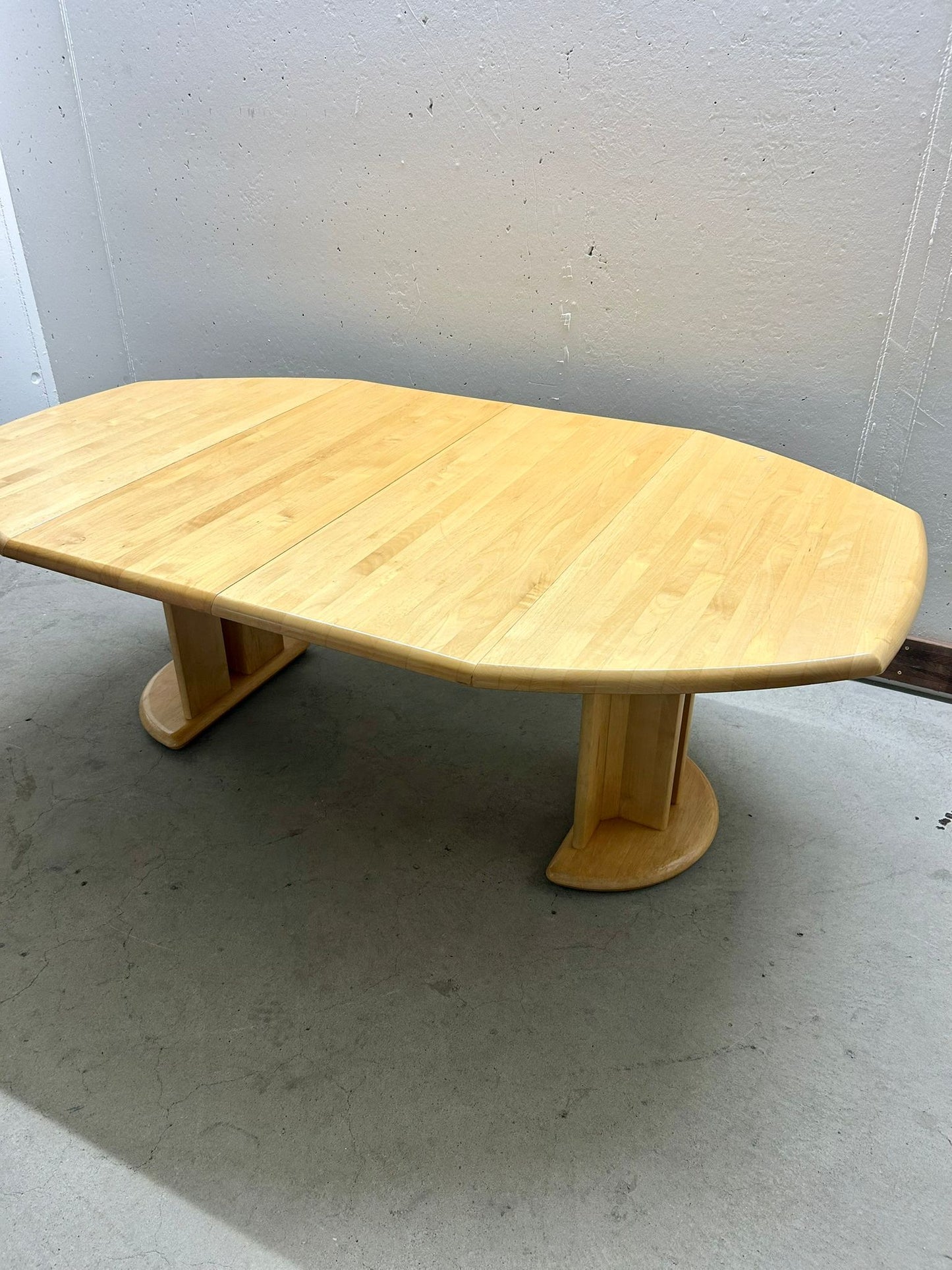 6 Eckiger Esstisch Erle mit 2 Einlegeplatten stabil Tisch