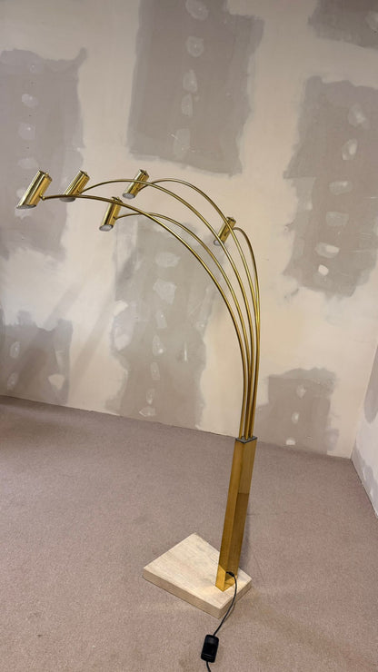 Italienische Bogenlampe mit 5 Armen Travertin Messing