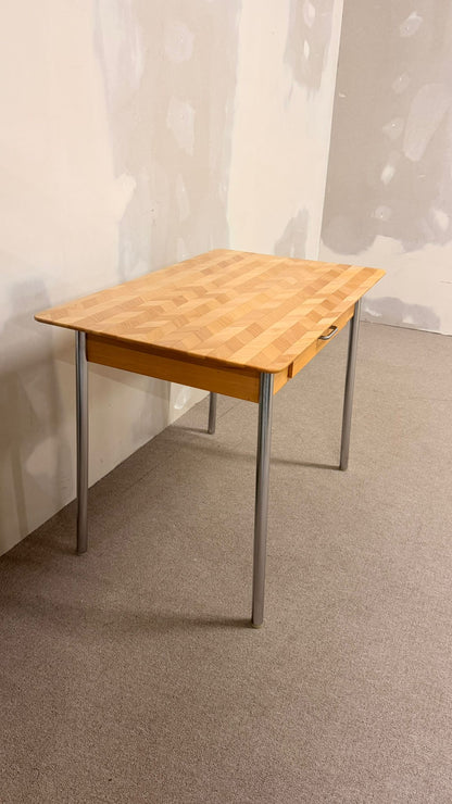 Vintage Küchentisch Esstisch Schreibtisch mit Würfelparkett