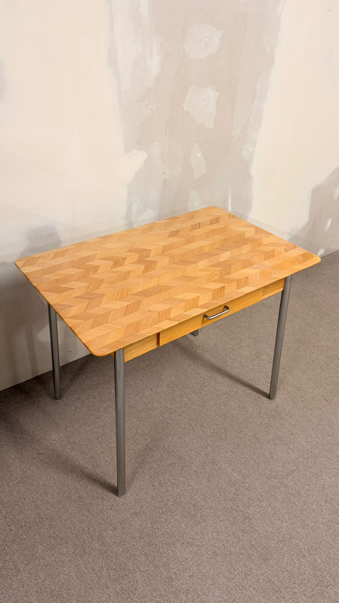 Vintage Küchentisch Esstisch Schreibtisch mit Würfelparkett