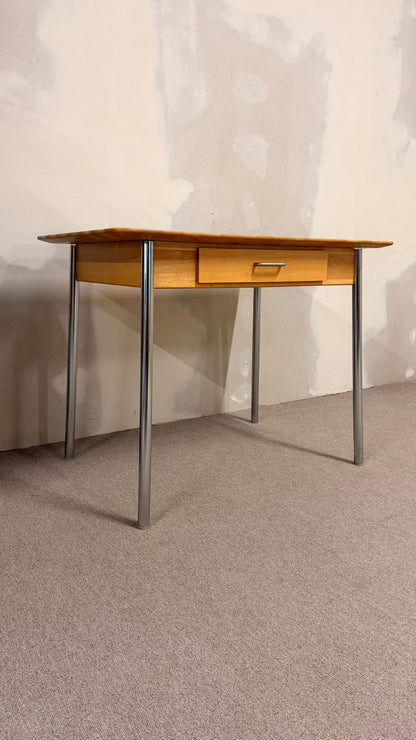 Vintage Küchentisch Esstisch Schreibtisch mit Würfelparkett