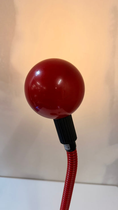 Rote italienische Space Age Tischlampe mit Schwanenhals 70`s