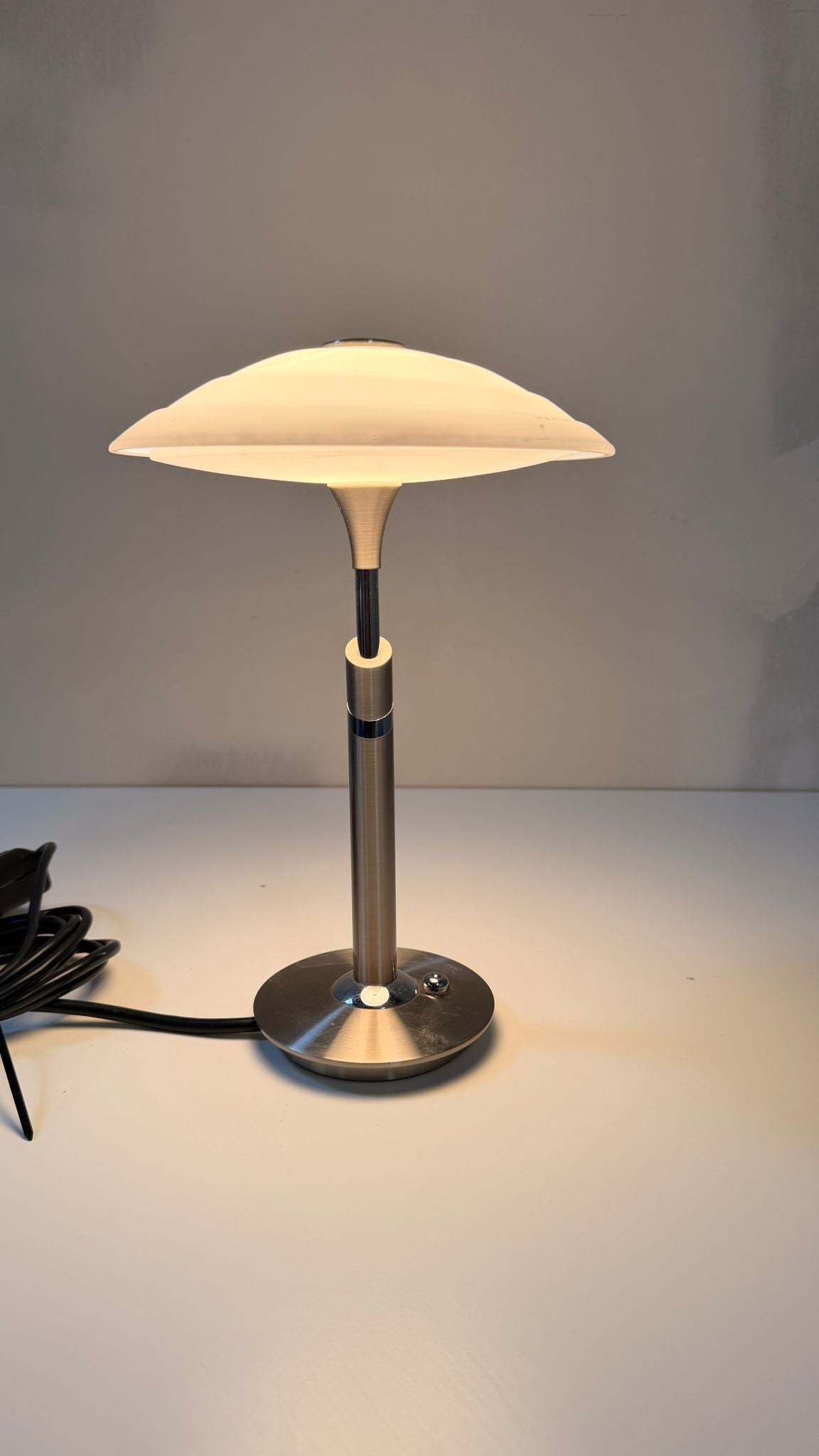B + M Tischlampe Chrom matt/poliert Pilzlampe 90er Jahren