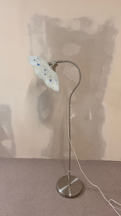 Stehlampe mit Schwanenhals Blumenmuster Lampenschirm Glas
