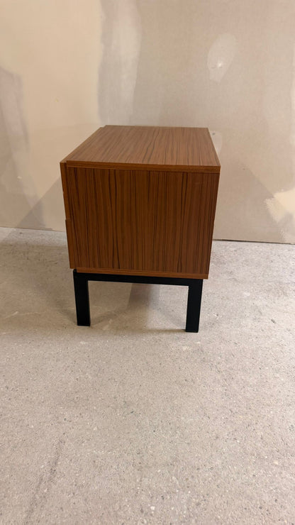 Mid Century Kommode Nachttisch mit 2 Schubladen 60er Jahre