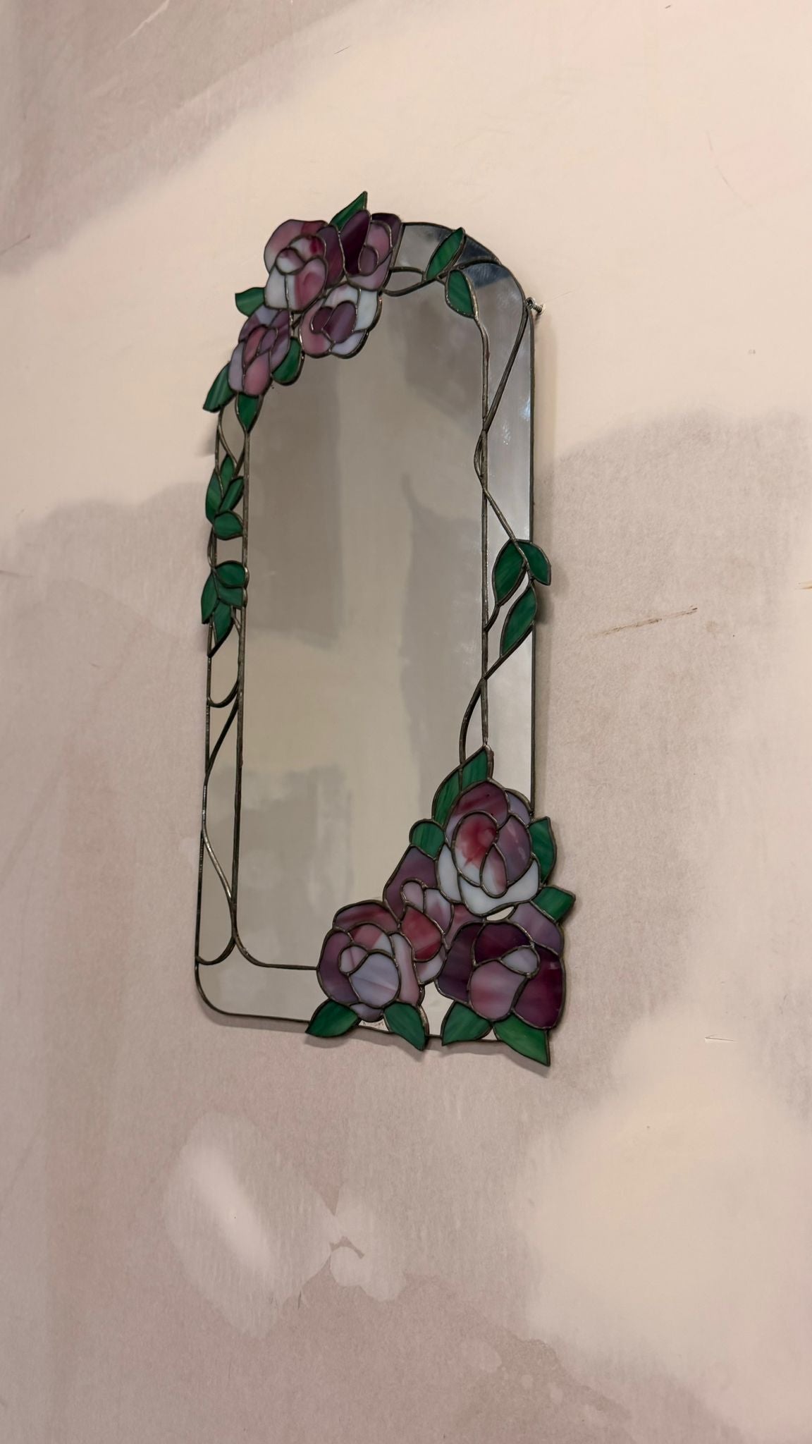 Vintage Spiegel im Tiffany-Stil Buntglasrahmen Rosenmotiv