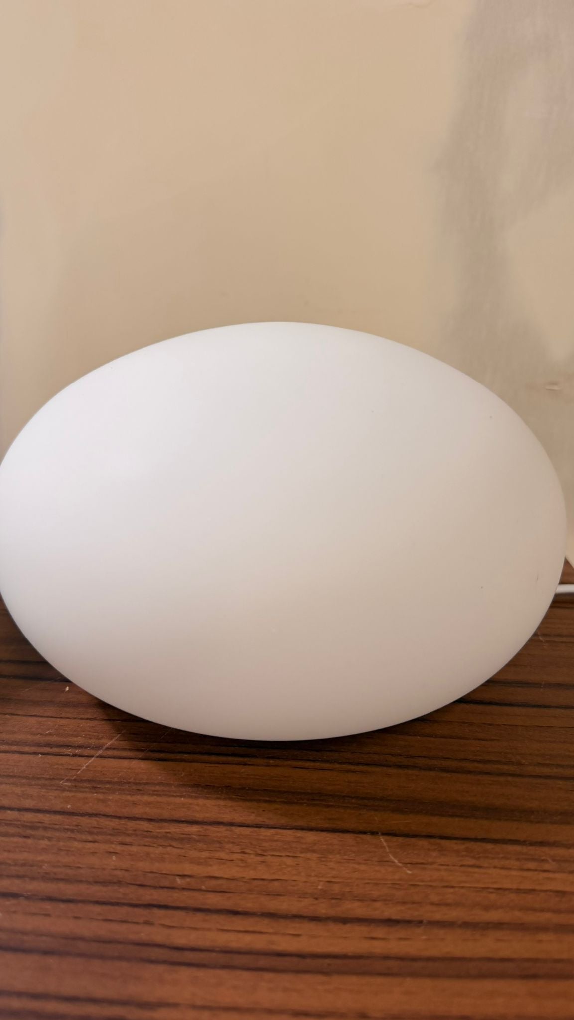 Space Age Tischlampe in Kieselsteinform Opalglas,2