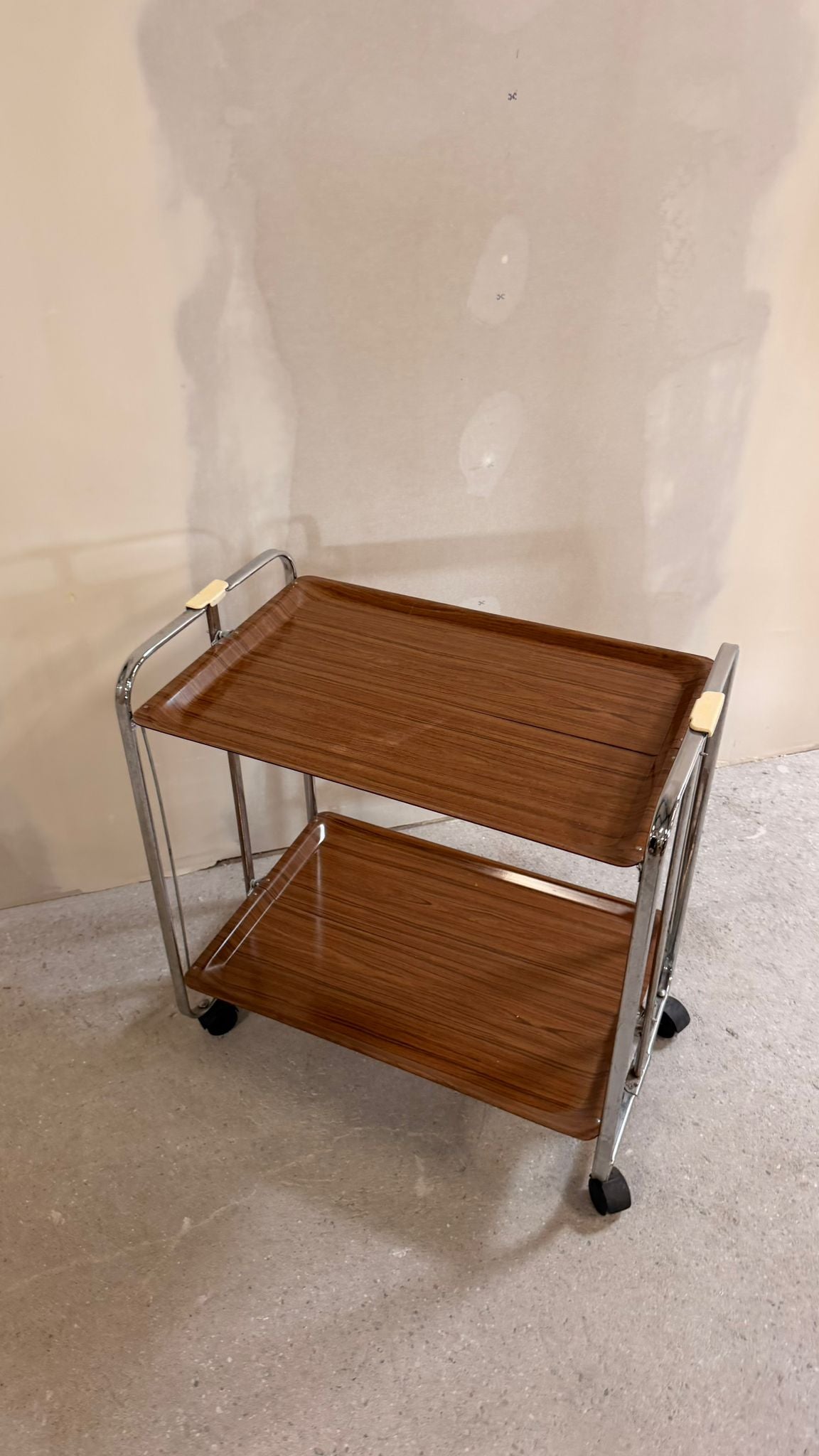 Mid Century klappbarer Servierwagen/ Barwargen aus den 60`s
